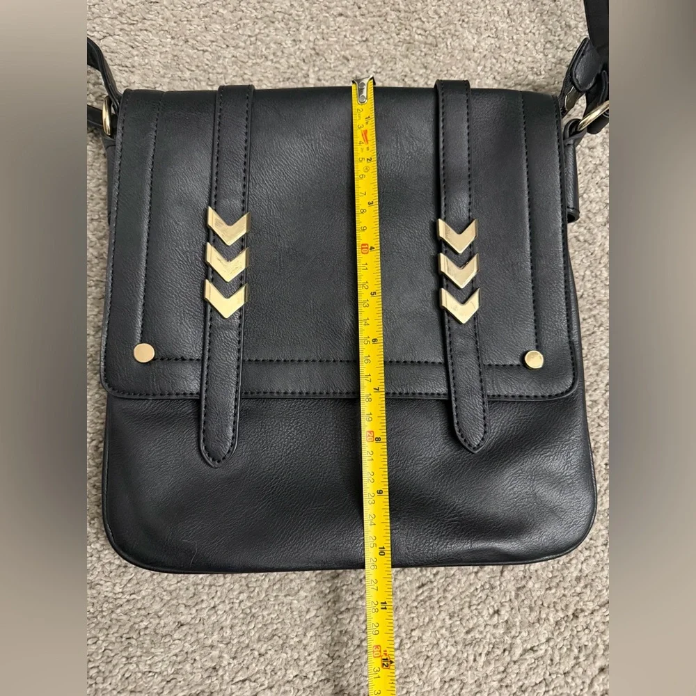 Black Crossbody Bag - Picture 5 of 6